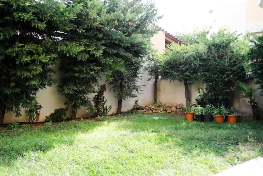 Cozy Apartment Near Airport 코로피온 외부 사진